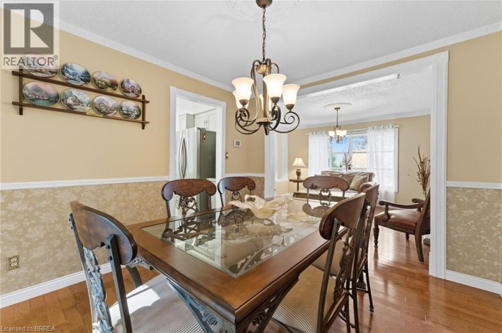 Photo 8 at 324 Burnett Avenue, Cambridge