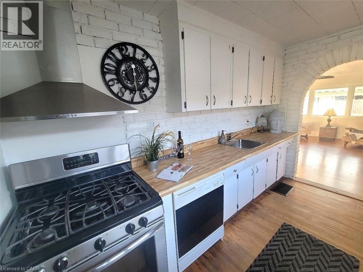 Photo 24 at 146 Whitley Street, Cambridge