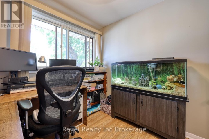 Photo 14 at 18 First Avenue, Brantford