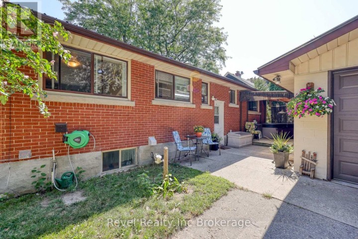 Photo 23 at 18 First Avenue, Brantford