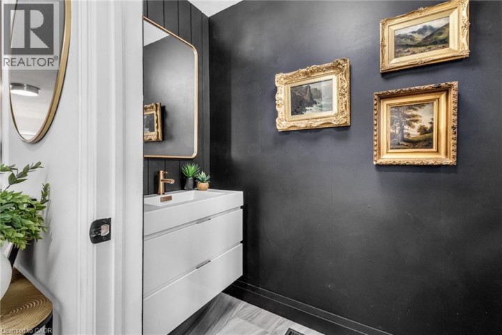 Photo 9 at 635 SAGINAW Parkway 47, Cambridge