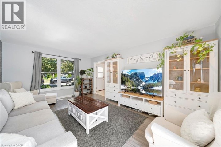 Photo 8 at 23 Bismark Drive, Cambridge