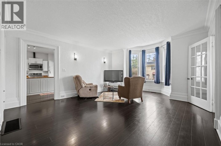 Photo 9 at 26 James Street, Cambridge