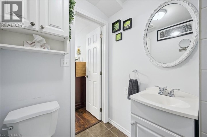 Photo 13 at 26 Chalmers Street S, Cambridge