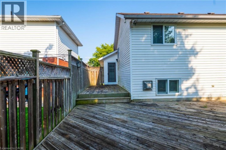 Photo 37 at 52 Dawn Crescent, Cambridge