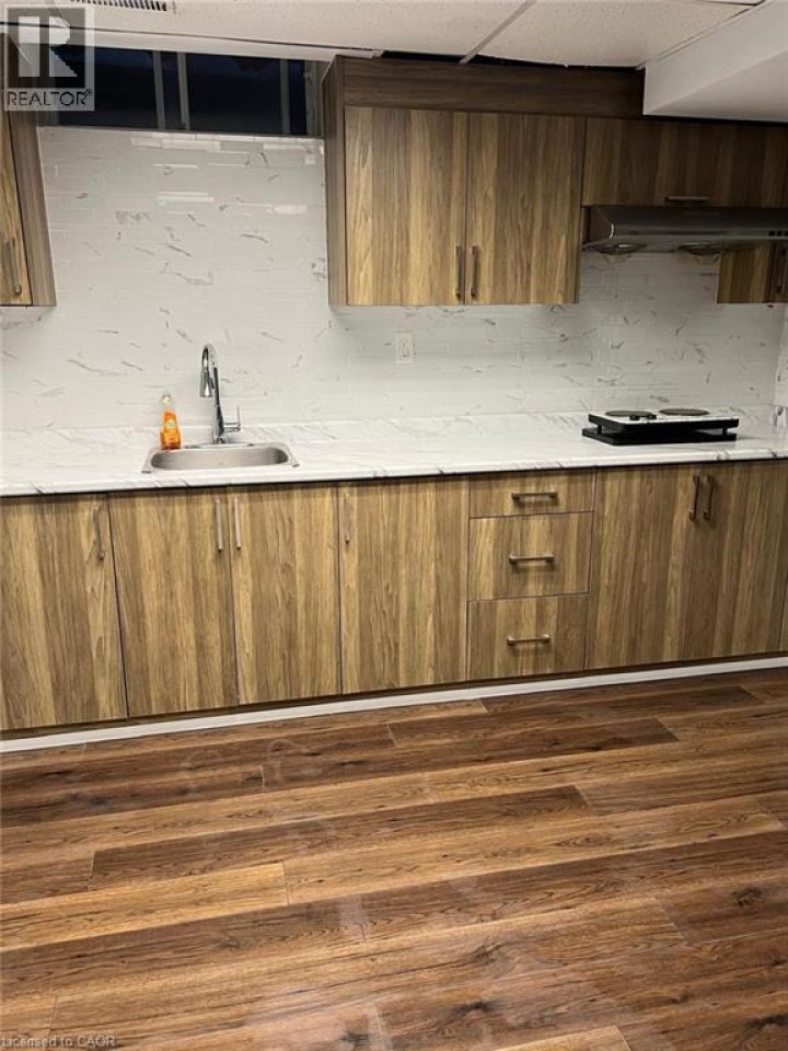 Photo 40 at 52 Dawn Crescent, Cambridge