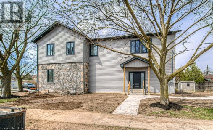 Photo 2 at 1 Bond Street, Cambridge