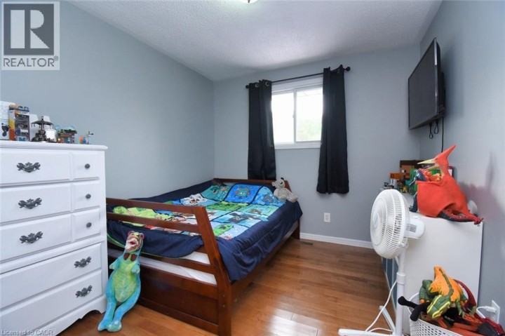 Photo 19 at 3 Evelyn Street, Brantford