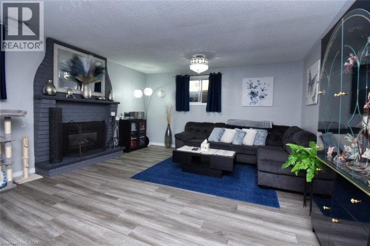 Photo 26 at 3 Evelyn Street, Brantford