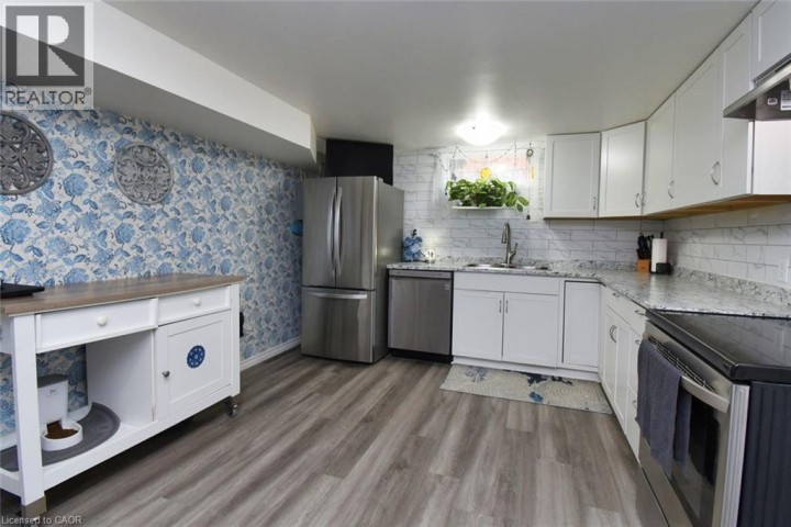 Photo 28 at 3 Evelyn Street, Brantford