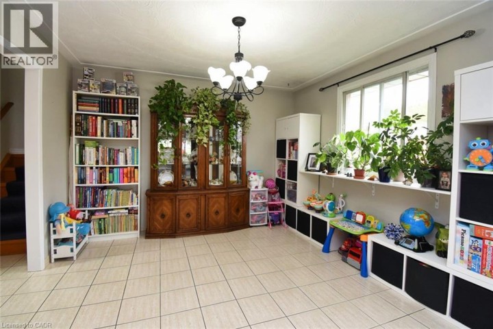 Photo 8 at 3 Evelyn Street, Brantford