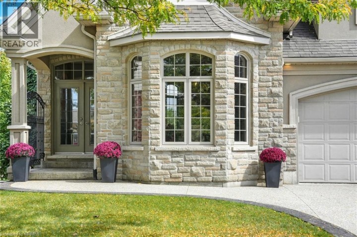 Photo 5 at 20 Zavarella Court, Innerkip, Woodstock Photo 5 at 20 Zavarella Court, Innerkip, Woodstock