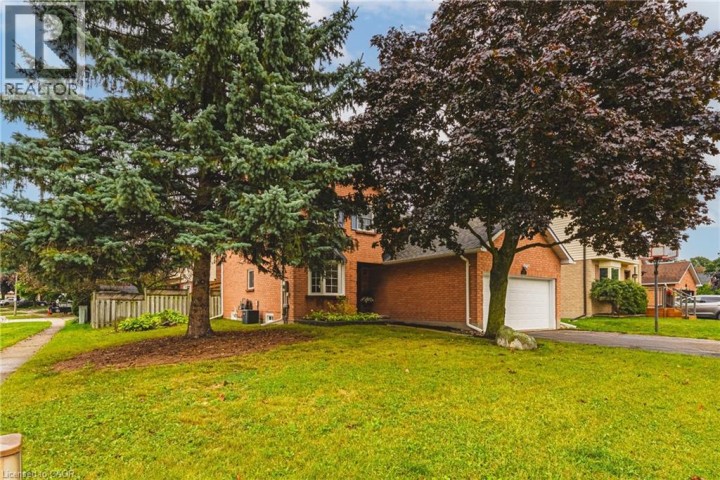 Photo 2 at 35 Cowan Boulevard, Cambridge Photo 2 at 35 Cowan Boulevard, Cambridge