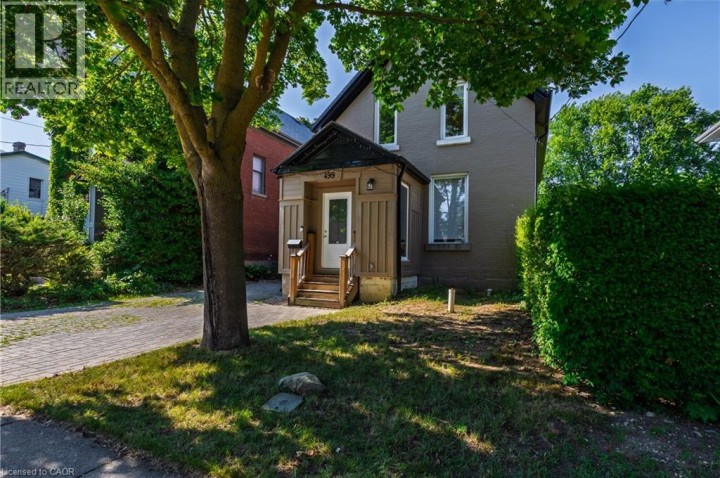 Photo 1 at 499 Canterbury Street, Woodstock