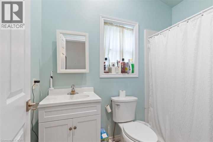 Photo 11 at 456 Waterloo Street S, Cambridge Photo 11 at 456 Waterloo Street S, Cambridge