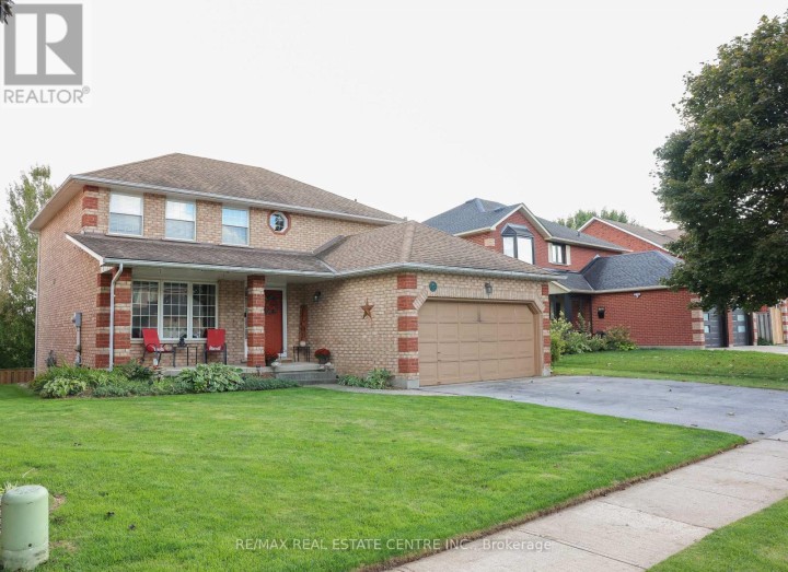 Photo 2 at 119 Hume Drive, Cambridge