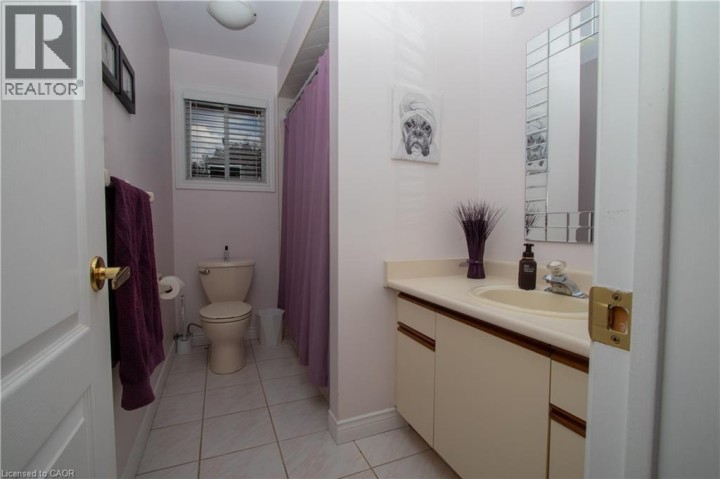 Photo 16 at 119 Hume Drive, Cambridge Photo 16 at 119 Hume Drive, Cambridge