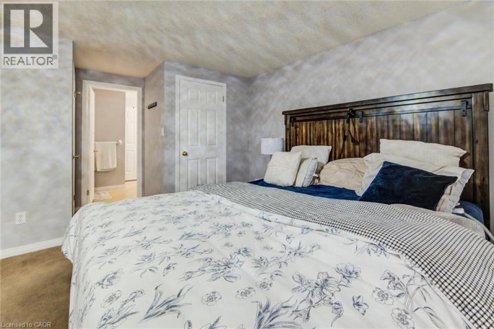 Photo 12 at 120 DUDHOPE Avenue 20, Cambridge