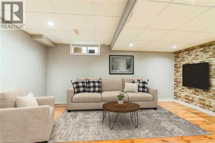 Photo 18 at 120 DUDHOPE Avenue 20, Cambridge