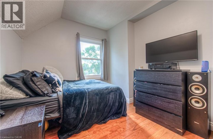 Photo 24 at 83 Bond Street, Cambridge