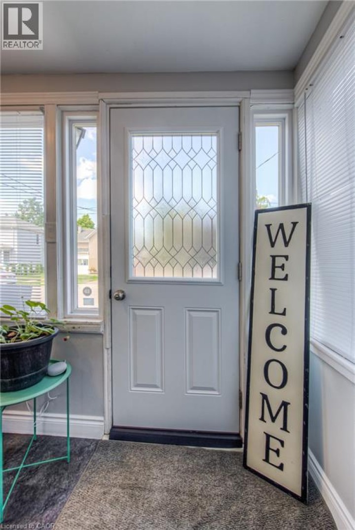 Photo 4 at 83 Bond Street, Cambridge