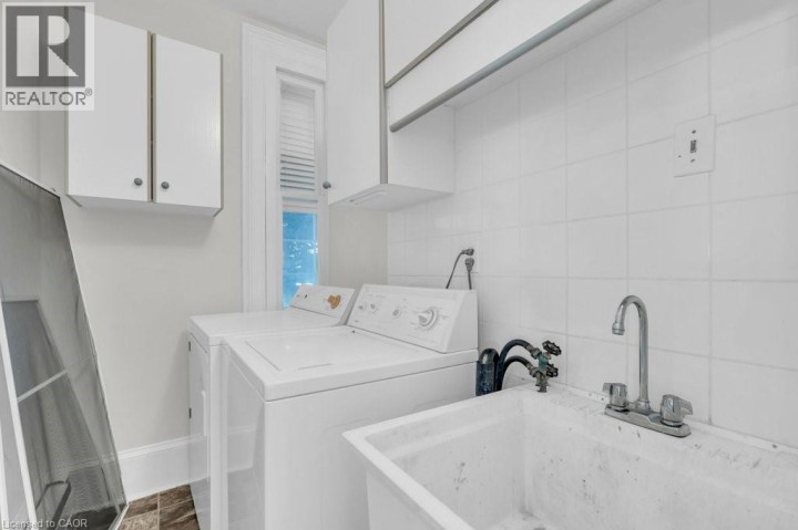 Photo 14 at 31 Bruce Street, Cambridge