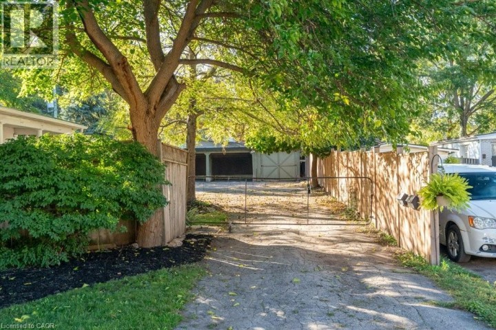 Photo 22 at 31 Bruce Street, Cambridge