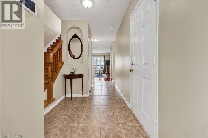 Photo 3 at 609 Trico Drive, Cambridge