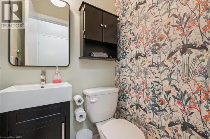 Photo 11 at 392 SPRINGBANK Avenue 6, Woodstock