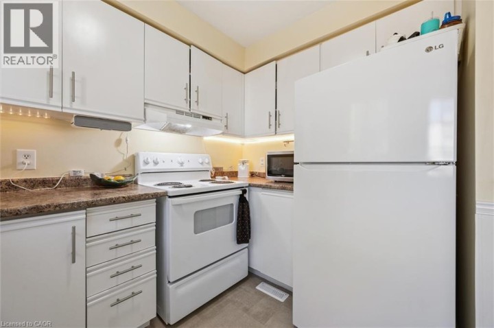 Photo 9 at 392 SPRINGBANK Avenue 6, Woodstock