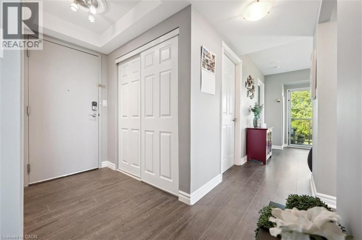 Photo 13 at 237 KING Street W 703, Cambridge