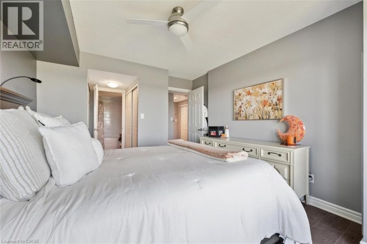 Photo 27 at 237 KING Street W 703, Cambridge