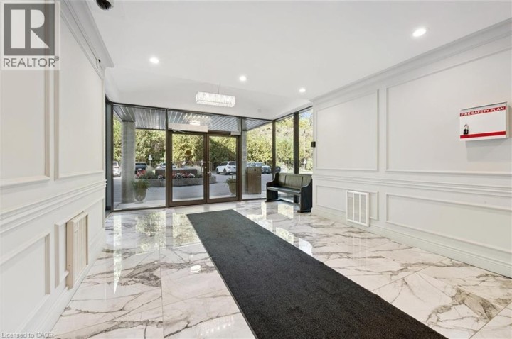 Photo 9 at 237 KING Street W 703, Cambridge