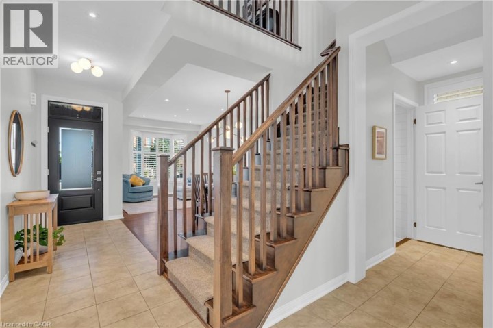 Photo 11 at 36 Beattie Crescent, Cambridge