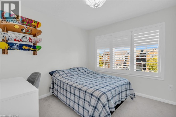 Photo 31 at 36 Beattie Crescent, Cambridge