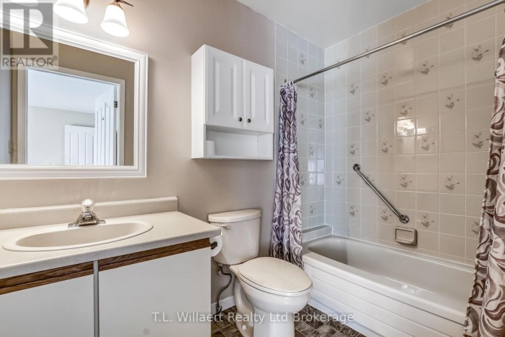 Photo 17 at 62 Edwin Crescent, Tillsonburg Photo 17 at 62 Edwin Crescent, Tillsonburg