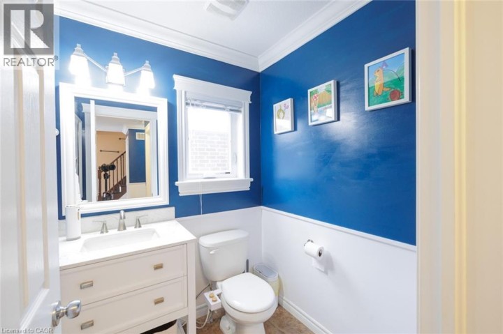 Photo 11 at 31 Broadoaks Drive, Cambridge