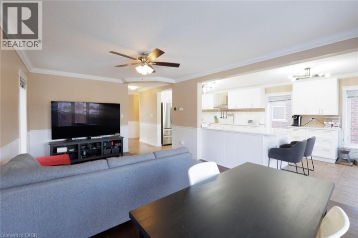 Photo 14 at 31 Broadoaks Drive, Cambridge