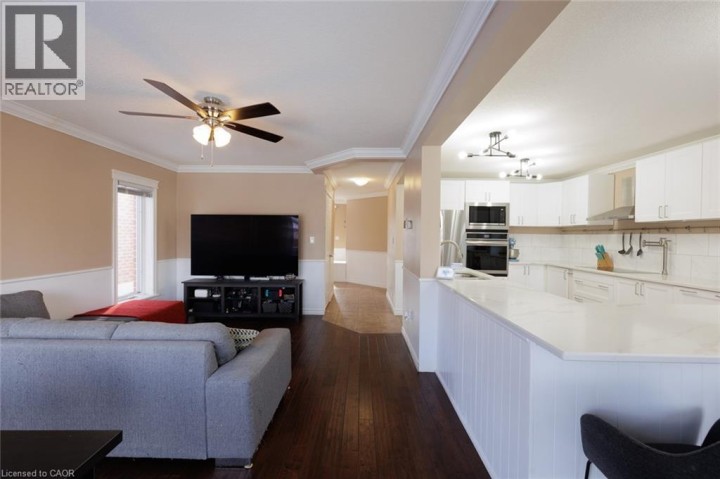 Photo 15 at 31 Broadoaks Drive, Cambridge