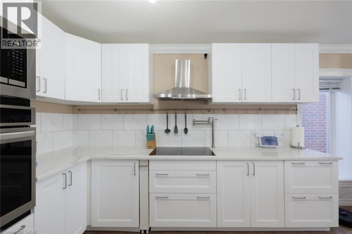 Photo 18 at 31 Broadoaks Drive, Cambridge