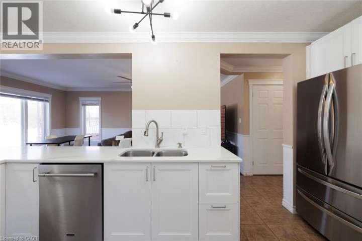 Photo 19 at 31 Broadoaks Drive, Cambridge