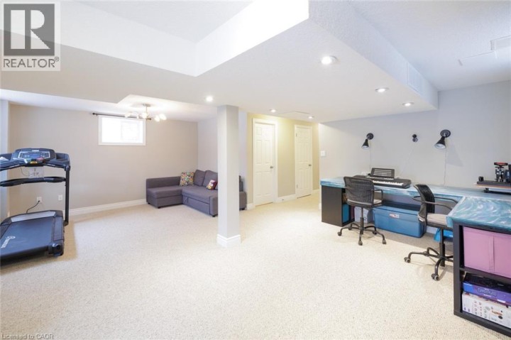 Photo 36 at 31 Broadoaks Drive, Cambridge