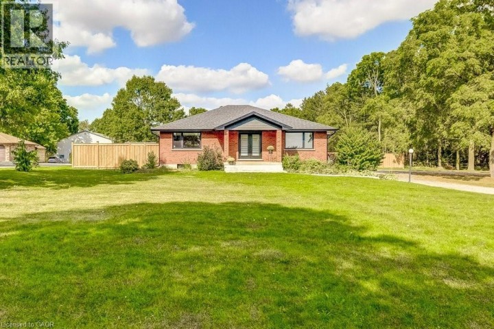 Photo 2 at 542 Paris Road, Innerkip (Green Lane Park), Woodstock