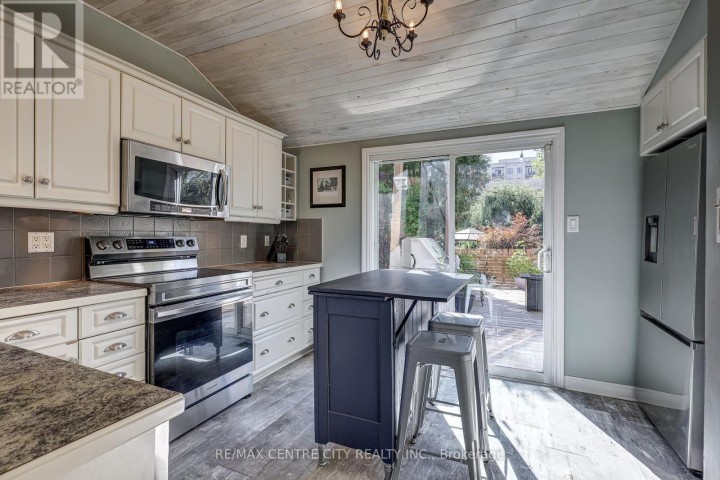 Photo 15 at 134 Wellington Street, St. Thomas