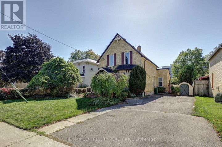 Photo 2 at 134 Wellington Street, St. Thomas