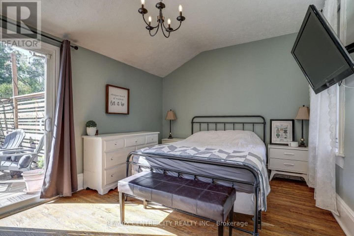 Photo 21 at 134 Wellington Street, St. Thomas