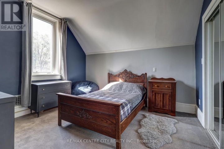 Photo 33 at 134 Wellington Street, St. Thomas