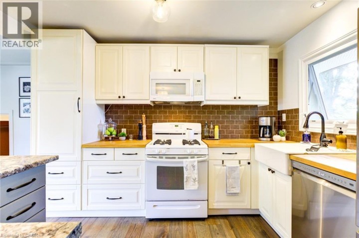 Photo 20 at 20 Taylor Crescent, Cambridge