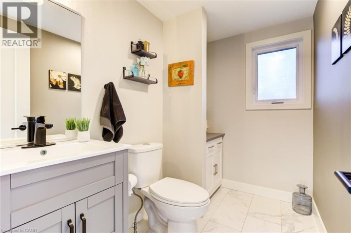 Photo 34 at 20 Taylor Crescent, Cambridge