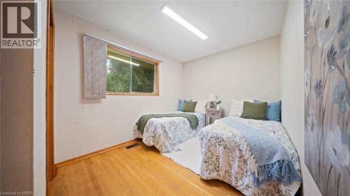 Photo 13 at 25 Kensington Avenue, Brantford